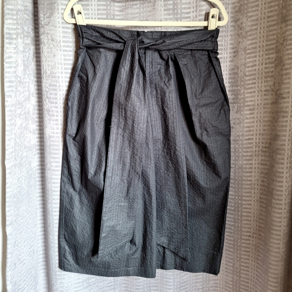 J Crew Seersucker Tie-Waist Tulip Skirt  Black Size 12